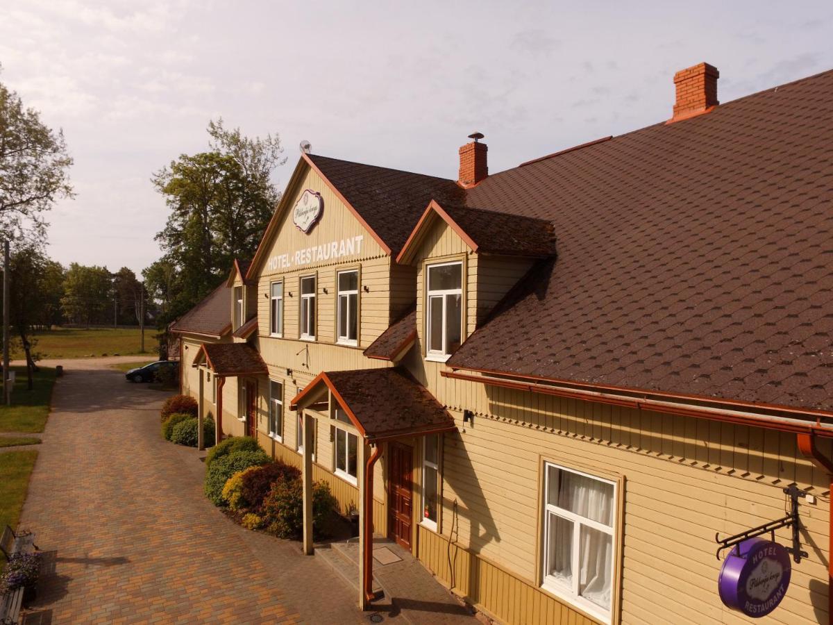Pilsbergu Krogs Jurkalne Exterior foto